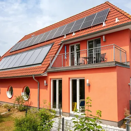 C 8 Reethaus Remy -luxus Mit Schwimmbad Dampfbad Und Saunen Und Grossen Grundstueck Exklusiv Feriehus Gramkow